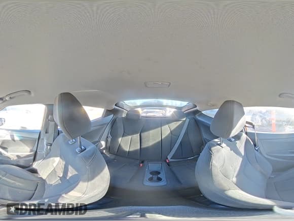 ✅ 2016 Hyundai Veloster • VIN: KMHTC6AD9GU264714 • Lot: 86451485. Wystawiony na Copart z przebiegiem 74 594 mil. Bezpłatny archiwum sprzedaży aukcyjnych z USA i szczegółowy raport historii pojazdu na DreamBid. Zdjęcie 14.