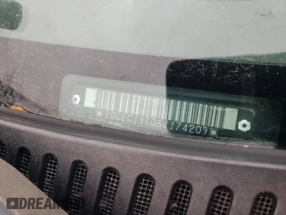 2005 Chevrolet Silverado 1500 LS z VIN 2GCEC19T051174209, wystawiony jako Copart lot #71969214 z przebiegiem 199 192 mil mil oraz Szkoda całkowita • Salvage title. Historia ofert i sprzedaży dostępna na DreamBid. Obrazek 12.