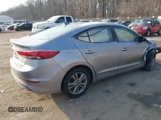 ✅ 2017 Hyundai Elantra SE • VIN: 5NPD84LF9HH103501 • Лот: 41409221. Опубликован ранее на IAAI с пробегом 145 230 миль. Бесплатный доступ к архиву аукционных продаж из США и подробный отчёт об истории автомобиля на DreamBid. Изображение 4.