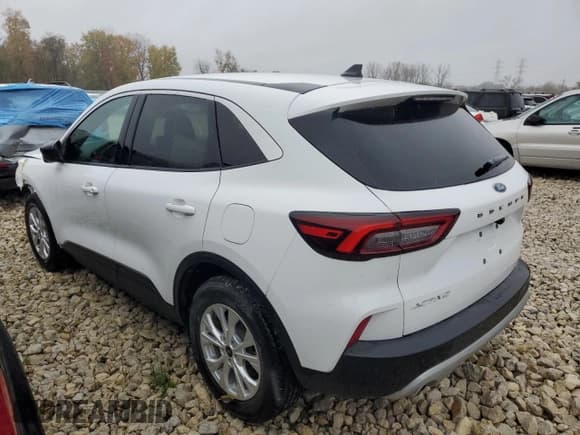✅ 2023 Ford Escape Active • VIN: 1FMCU0GN1PUA12188 • Lot: 43328545. Wystawiony na Copart z przebiegiem 34 948 mil. Bezpłatny archiwum sprzedaży aukcyjnych z USA i szczegółowy raport historii pojazdu na DreamBid. Zdjęcie 2.