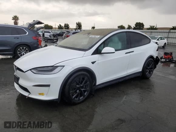 ✅ 2022 Tesla Model X • VIN: 7SAXCAE58NF363898 • Lot: 84976825. Wystawiony na Copart z przebiegiem 56 319 mil. Bezpłatny archiwum sprzedaży aukcyjnych z USA i szczegółowy raport historii pojazdu na DreamBid. Zdjęcie 1.