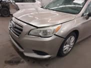 ✅ 2015 Subaru Legacy 2.5i • VIN: 4S3BNBA68F3020447 • Lot: 43270732. Wystawiony na IAAI z przebiegiem 116 563 mil. Bezpłatny archiwum sprzedaży aukcyjnych z USA i szczegółowy raport historii pojazdu na DreamBid. Zdjęcie 6.