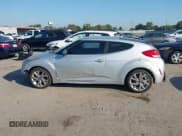 ✅ 2017 Hyundai Veloster Value Edition • VIN: KMHTC6AD7HU305732 • Lot: 43358586. Wystawiony na IAAI z przebiegiem 158 569 mil. Bezpłatny archiwum sprzedaży aukcyjnych z USA i szczegółowy raport historii pojazdu na DreamBid. Zdjęcie 14.