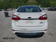 ✅ 2019 Ford Fiesta S • VIN: 3FADP4AJXKM129445 • Лот: 70015845. Опубликован ранее на Copart с пробегом 48 476 миль. Бесплатный доступ к архиву аукционных продаж из США и подробный отчёт об истории автомобиля на DreamBid. Изображение 6.