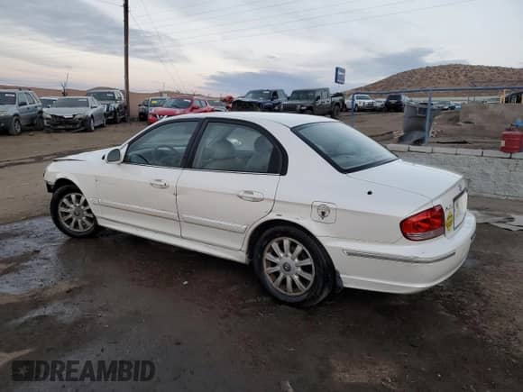2004 Hyundai Sonata GLS с VIN KMHWF35H04A975666, выставлен на аукционе Copart как лот 82175544 с пробегом 175 568 миль миль и Списание • Salvage title. История ставок и продаж доступна на DreamBid. Изображение 2.