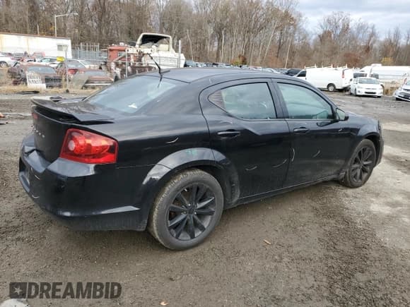 ✅ 2014 Dodge Avenger SE • VIN: 1C3CDZAB8EN223696 • Lot: 78574054. Wystawiony na Copart z przebiegiem 237 406 mil. Bezpłatny archiwum sprzedaży aukcyjnych z USA i szczegółowy raport historii pojazdu na DreamBid. Zdjęcie 3.