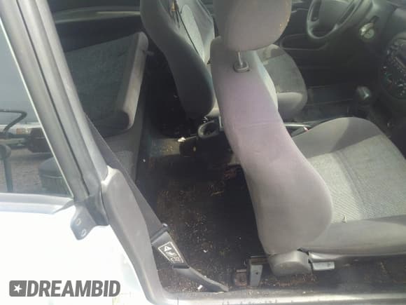 ✅ 2002 Ford Escort ZX2 Standard • VIN: 3FAFP11382R230057 • Lot: 42338923. Listed on IAAI with 111,587 mi. Free auction sales archive from the USA and detailed vehicle history report at DreamBid. Image 8.