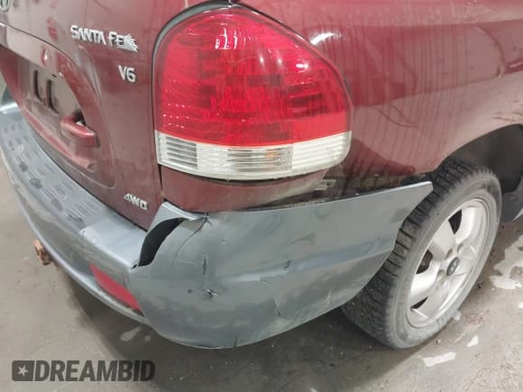 ✅ 2005 Hyundai Santa Fe GLS • VIN: KM8SC73D45U857151 • Лот: 43587733. Опубликован ранее на IAAI с пробегом 144 769 миль. Бесплатный доступ к архиву аукционных продаж из США и подробный отчёт об истории автомобиля на DreamBid. Изображение 6.