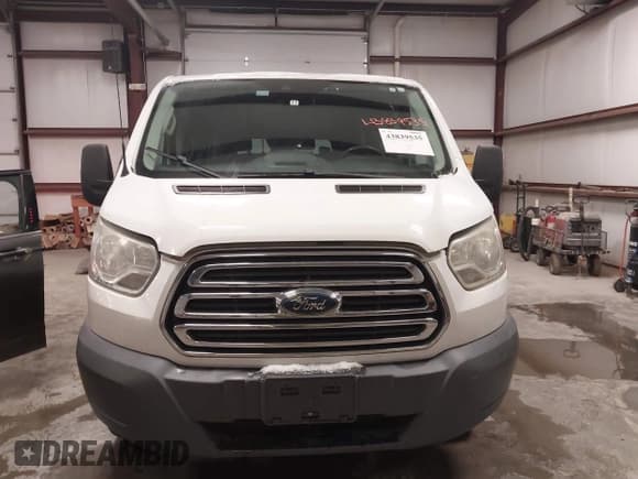 ✅ 2016 Ford Transit XLT • VIN: 1FBZX2ZM3GKA98240 • Lot: 43839535. Wystawiony na IAAI z przebiegiem 174 963 mil. Bezpłatny archiwum sprzedaży aukcyjnych z USA i szczegółowy raport historii pojazdu na DreamBid. Zdjęcie 12.