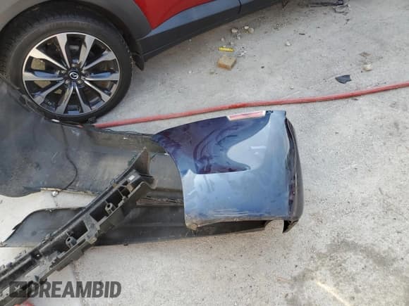 ✅ 2011 Chevrolet Malibu 1LS • VIN: 1G1ZB5E13BF148250 • Lot: 68666464. Listed on Copart with 141,732 mi. Free auction sales archive from the USA and detailed vehicle history report at DreamBid. Image 12.