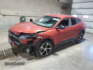2024 Chevrolet Trax 1RS с VIN KL77LGE25RC122659, выставлен на аукционе Copart как лот 83875735 с пробегом 22 930 миль миль и Чистый • Clean title. История ставок и продаж доступна на DreamBid. Изображение 1.