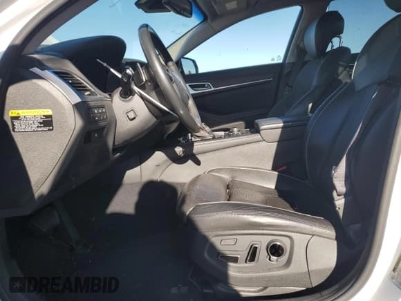 ✅ 2015 Hyundai Genesis 3.8L • VIN: KMHGN4JE3FU092591 • Lot: 88606515. Wystawiony na Copart z przebiegiem 134 541 mil. Bezpłatny archiwum sprzedaży aukcyjnych z USA i szczegółowy raport historii pojazdu na DreamBid. Zdjęcie 7.