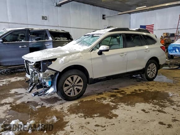 ✅ 2017 Subaru Outback Premium • VIN: 4S4BSACC5H3214969 • Лот: 92506705. Опубликован ранее на Copart с пробегом 167 653 миль. Бесплатный доступ к архиву аукционных продаж из США и подробный отчёт об истории автомобиля на DreamBid. Изображение 1.