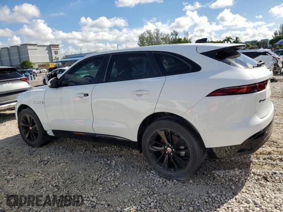 ✅ 2022 Jaguar F-Pace S • VIN: SADCJ2EX9NA697587 • Lot: 81276435. Wystawiony na Copart z przebiegiem Nie podano. Bezpłatny archiwum sprzedaży aukcyjnych z USA i szczegółowy raport historii pojazdu na DreamBid. Zdjęcie 2.