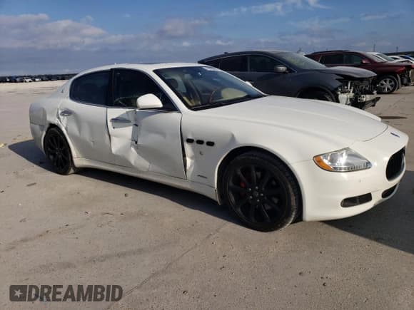 ✅ 2009 Maserati Quattroporte • VIN: ZAMFK39A090044915 • Lot: 44099605. Listed on Copart with 68,642 mi. Free auction sales archive from the USA and detailed vehicle history report at DreamBid. Image 4.