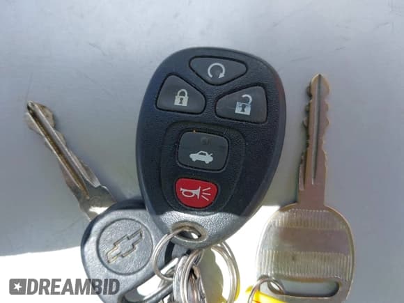 ✅ 2004 Chevrolet Suburban LT • VIN: 1GNEC16Z74J171053 • Lot: 42574311. Listed on IAAI with 169,582 mi. Free auction sales archive from the USA and detailed vehicle history report at DreamBid. Image 11.