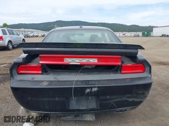 ✅ 2013 Dodge Challenger R/T • VIN: 2C3CDYBT8DH524607 • Лот: 42224993. Опубликован ранее на IAAI с пробегом Не указан. Бесплатный доступ к архиву аукционных продаж из США и подробный отчёт об истории автомобиля на DreamBid. Изображение 17.