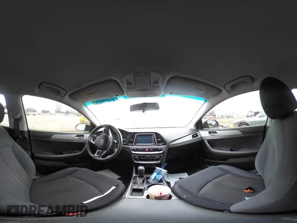 ✅ 2018 Hyundai Sonata SE • VIN: 5NPE24AFXJH665521 • Лот: 43077111. Опубликован ранее на IAAI с пробегом 64 412 миль. Бесплатный доступ к архиву аукционных продаж из США и подробный отчёт об истории автомобиля на DreamBid. Изображение 17.