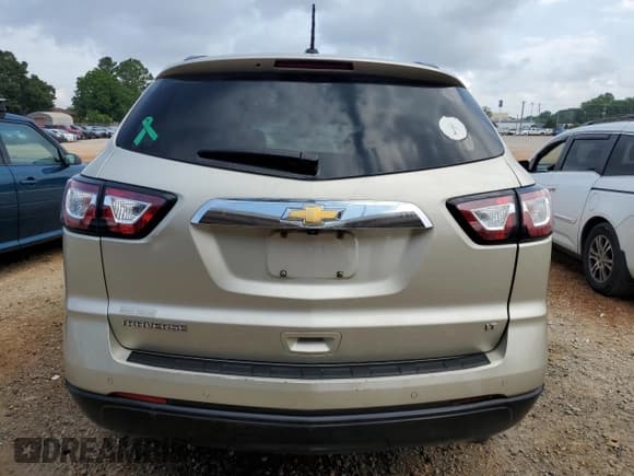 ✅ 2017 Chevrolet Traverse LT • VIN: 1GNKRGKD0HJ146189 • Lot: 57645814. Wystawiony na Copart z przebiegiem 174 460 mil. Bezpłatny archiwum sprzedaży aukcyjnych z USA i szczegółowy raport historii pojazdu na DreamBid. Zdjęcie 6.