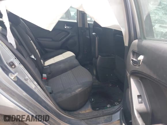 ✅ 2017 Kia Forte S • VIN: 3KPFL4A77HE107926 • Лот: 42473380. Опубликован ранее на IAAI с пробегом 178 593 миль. Бесплатный доступ к архиву аукционных продаж из США и подробный отчёт об истории автомобиля на DreamBid. Изображение 8.