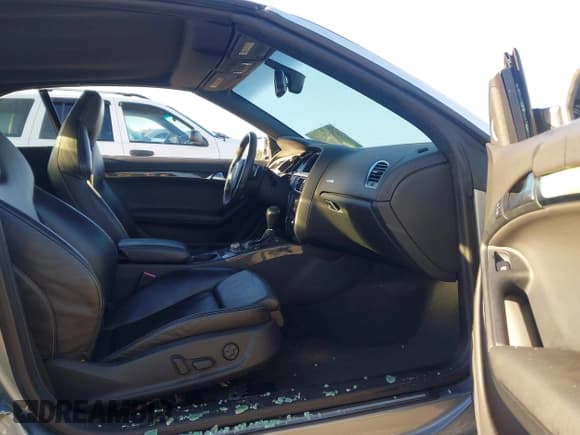 ✅ 2011 Audi S5 Prestige • VIN: WAUVGAFHXBN011952 • Лот: 43445273. Опубликован ранее на IAAI с пробегом 113 867 миль. Бесплатный доступ к архиву аукционных продаж из США и подробный отчёт об истории автомобиля на DreamBid. Изображение 5.