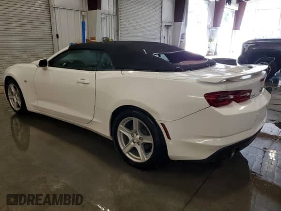 2019 Chevrolet Camaro 1LT с VIN 1G1FB3DX7K0113615, выставлен на аукционе Copart как лот 70362815 с пробегом Не указан миль и Списание • Salvage title. История ставок и продаж доступна на DreamBid. Изображение 2.