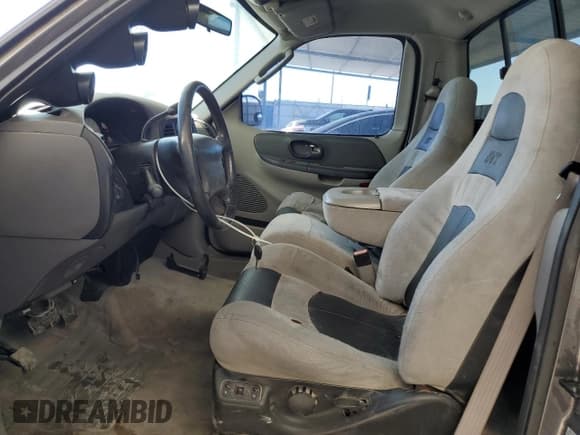 ✅ 2003 Ford F-150 Lightning • VIN: 2FTRF07313CA52692 • Lot: 44399975. Listed on Copart with 78,773 mi. Free auction sales archive from the USA and detailed vehicle history report at DreamBid. Image 7.