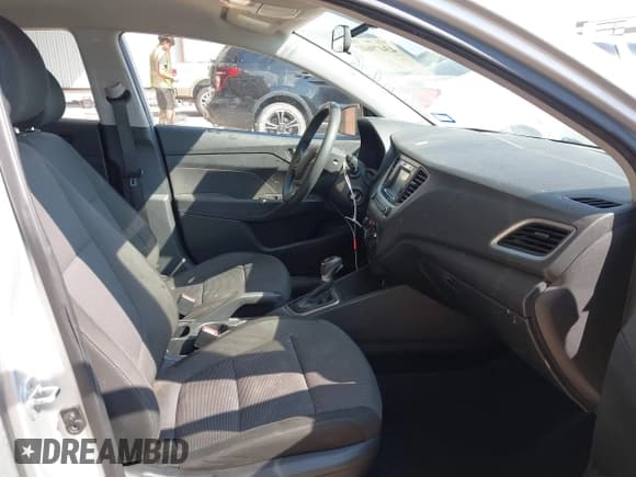 ✅ 2019 Hyundai Accent SE • VIN: 3KPC24A38KE071321 • Lot: 43479602. Listed on IAAI with 156,729 mi. Free auction sales archive from the USA and detailed vehicle history report at DreamBid. Image 5.