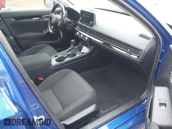 ✅ 2022 Honda Civic EX • VIN: 2HGFE1F77NH309331 • Lot: 43557488. Listed on IAAI with 97,239 mi. Free auction sales archive from the USA and detailed vehicle history report at DreamBid. Image 5.