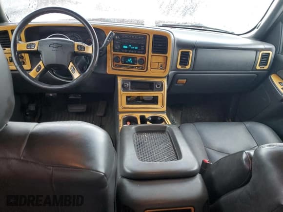 ✅ 2003 Chevrolet Silverado 2500HD LS • VIN: 1GCHK29G63E331956 • Lot: 47403935. Wystawiony na Copart z przebiegiem 207 222 mil. Bezpłatny archiwum sprzedaży aukcyjnych z USA i szczegółowy raport historii pojazdu na DreamBid. Zdjęcie 8.