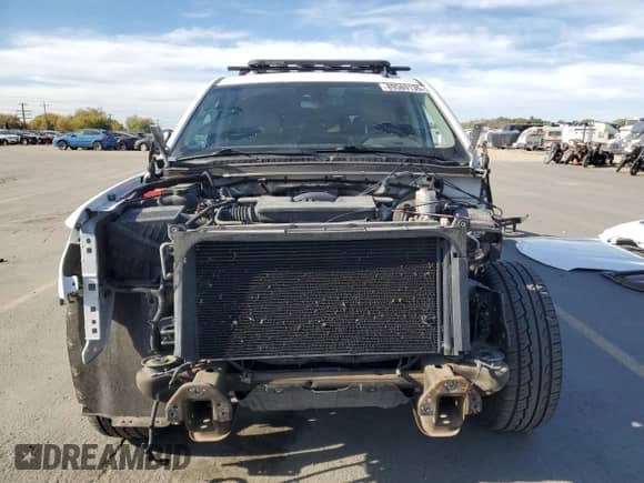 2015 Chevrolet Tahoe LTZ with VIN 1GNSKCKC1FR118128, listed as a Copart auction lot 89589135 with 129,932 mi miles and Salvage title. Bid and sale history available at DreamBid. Image 5.