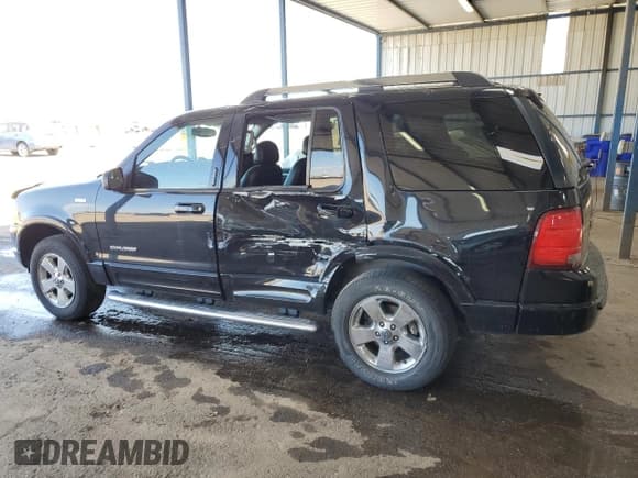 ✅ 2005 Ford Explorer Limited • VIN: 1FMZU75W95ZA57992 • Lot: 61191405. Wystawiony na Copart z przebiegiem 114 006 mil. Bezpłatny archiwum sprzedaży aukcyjnych z USA i szczegółowy raport historii pojazdu na DreamBid. Zdjęcie 2.