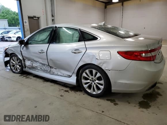 ✅ 2013 Hyundai Azera • VIN: KMHFG4JG4DA251852 • Лот: 52888545. Опубликован ранее на Copart с пробегом 114 851 миль. Бесплатный доступ к архиву аукционных продаж из США и подробный отчёт об истории автомобиля на DreamBid. Изображение 2.