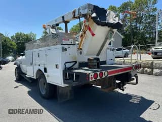 ✅ 2014 Ram 4500 • VIN: 3C7WRKAJ2EG281808 • Lot: 59710425. Wystawiony na Copart z przebiegiem 129 348 mil. Bezpłatny archiwum sprzedaży aukcyjnych z USA i szczegółowy raport historii pojazdu na DreamBid. Zdjęcie 2.