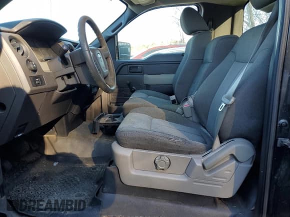 ✅ 2010 Ford F-150 XL • VIN: 1FTMF1C88AKE06766 • Лот: 53724245. Опубликован ранее на Copart с пробегом Не указан. Бесплатный доступ к архиву аукционных продаж из США и подробный отчёт об истории автомобиля на DreamBid. Изображение 7.