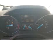 ✅ 2019 Ford Escape Titanium • VIN: 1FMCU0J99KUA91761 • Лот: 51874095. Опубликован ранее на Copart с пробегом 98 211 миль. Бесплатный доступ к архиву аукционных продаж из США и подробный отчёт об истории автомобиля на DreamBid. Изображение 9.