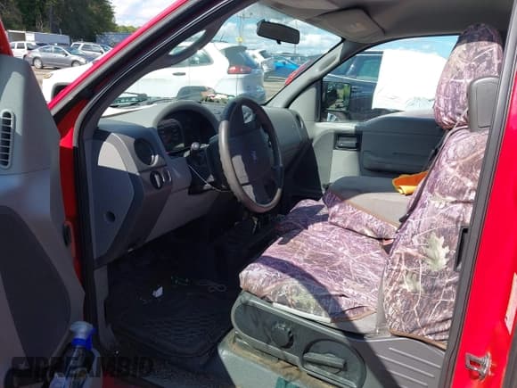 ✅ 2005 Ford F-150 STX • VIN: 1FTRX14W65FA23908 • Лот: 43259726. Опубликован ранее на IAAI с пробегом 166 878 миль. Бесплатный доступ к архиву аукционных продаж из США и подробный отчёт об истории автомобиля на DreamBid. Изображение 5.