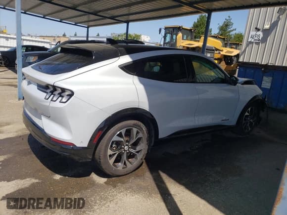 ✅ 2023 Ford Mustang Mach-E Premium • VIN: 3FMTK3SU2PMA84754 • Lot: 58766605. Listed on Copart with 16,023 mi. Free auction sales archive from the USA and detailed vehicle history report at DreamBid. Image 3.