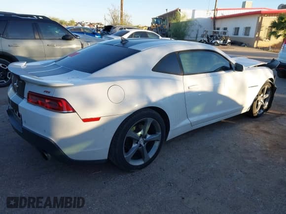 ✅ 2014 Chevrolet Camaro LT • VIN: 2G1FB1E31E9281146 • Lot: 43578201. Wystawiony na IAAI z przebiegiem 225 477 mil. Bezpłatny archiwum sprzedaży aukcyjnych z USA i szczegółowy raport historii pojazdu na DreamBid. Zdjęcie 4.