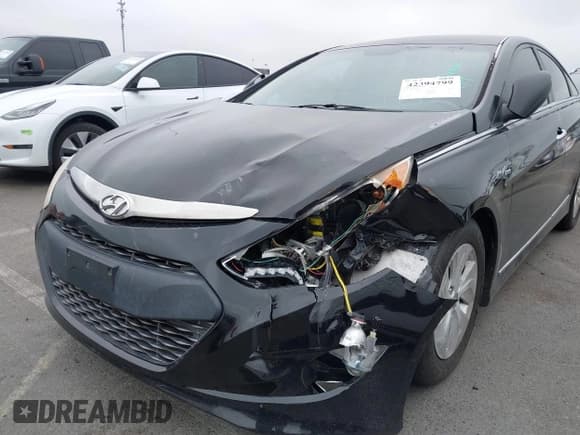 ✅ 2013 Hyundai Sonata Limited • VIN: KMHEC4A40DA093183 • Лот: 42394799. Опубликован ранее на IAAI с пробегом 134 004 миль. Бесплатный доступ к архиву аукционных продаж из США и подробный отчёт об истории автомобиля на DreamBid. Изображение 6.