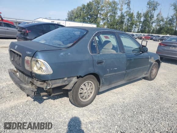 ✅ 1996 Honda Civic LX • VIN: 2HGEJ6603TH546743 • Lot: 69312835. Listed on Copart with 226,711 mi. Free auction sales archive from the USA and detailed vehicle history report at DreamBid. Image 3.