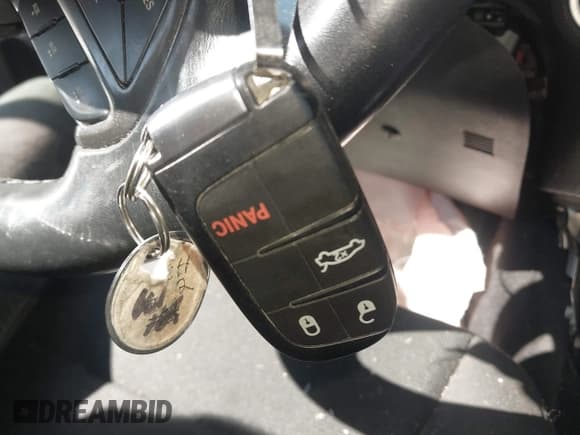 ✅ 2018 Dodge Charger Police • VIN: 2C3CDXAT7JH144133 • Lot: 43520659. Wystawiony na IAAI z przebiegiem 80 566 mil. Bezpłatny archiwum sprzedaży aukcyjnych z USA i szczegółowy raport historii pojazdu na DreamBid. Zdjęcie 11.