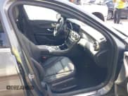 ✅ 2021 Mercedes-Benz C 300 • VIN: W1KWF8EB0MR637737 • Lot: 42613010. Wystawiony na IAAI z przebiegiem 71 368 mil. Bezpłatny archiwum sprzedaży aukcyjnych z USA i szczegółowy raport historii pojazdu na DreamBid. Zdjęcie 5.