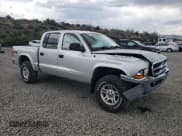 ✅ 2003 Dodge Dakota SLT • VIN: 1D7HG48NX3S261527 • Lot: 52986385. Wystawiony na Copart z przebiegiem 163 807 mil. Bezpłatny archiwum sprzedaży aukcyjnych z USA i szczegółowy raport historii pojazdu na DreamBid. Zdjęcie 4.