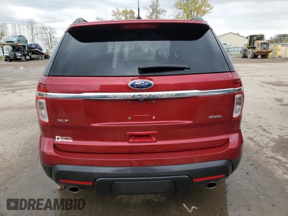 ✅ 2015 Ford Explorer XLT • VIN: 1FM5K8D86FGB15454 • Lot: 89618635. Listed on Copart with 127,325 mi. Free auction sales archive from the USA and detailed vehicle history report at DreamBid. Image 6.