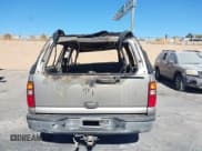 ✅ 2002 Chevrolet Suburban LS • VIN: 1GNEC16T62J319511 • Лот: 40809695. Опубликован ранее на IAAI с пробегом Не указан. Бесплатный доступ к архиву аукционных продаж из США и подробный отчёт об истории автомобиля на DreamBid. Изображение 15.