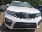 ✅ 2012 Kia Sorento SX • VIN: 5XYKWDA29CG252262 • Лот: 42973905. Опубликован ранее на IAAI с пробегом Не указан. Бесплатный доступ к архиву аукционных продаж из США и подробный отчёт об истории автомобиля на DreamBid. Изображение 6.