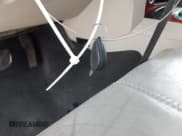 ✅ 2006 Jeep Commander Limited • VIN: 1J8HH58N16C140132 • Lot: 42629429. Wystawiony na IAAI z przebiegiem 229 586 mil. Bezpłatny archiwum sprzedaży aukcyjnych z USA i szczegółowy raport historii pojazdu na DreamBid. Zdjęcie 11.