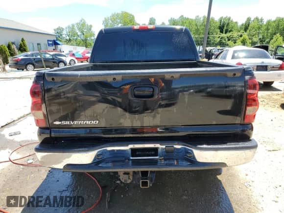 ✅ 2006 Chevrolet Silverado 1500 LT1 • VIN: 2GCEC13T361219279 • Lot: 61096704. Wystawiony na Copart z przebiegiem 239 615 mil mil. Skorzystaj z bezpłatnego archiwum sprzedaży aukcyjnych z USA i zobacz szczegółowy raport historii pojazdu na DreamBid. Zdjęcie 6.