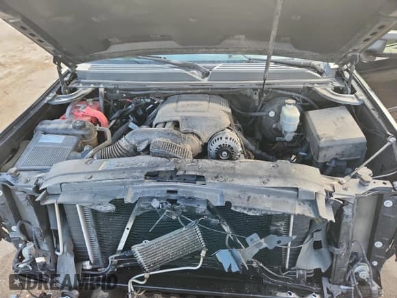 ✅ 2009 GMC Yukon Denali • VIN: 1GKFK03279R271913 • Лот: 85937365. Опубликован ранее на Copart с пробегом 185 686 миль. Бесплатный доступ к архиву аукционных продаж из США и подробный отчёт об истории автомобиля на DreamBid. Изображение 12.